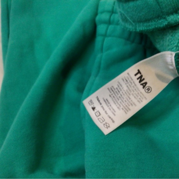 TNA by Aritzia Boyfriend Sweatpants Sz L - Picture 2 of 5